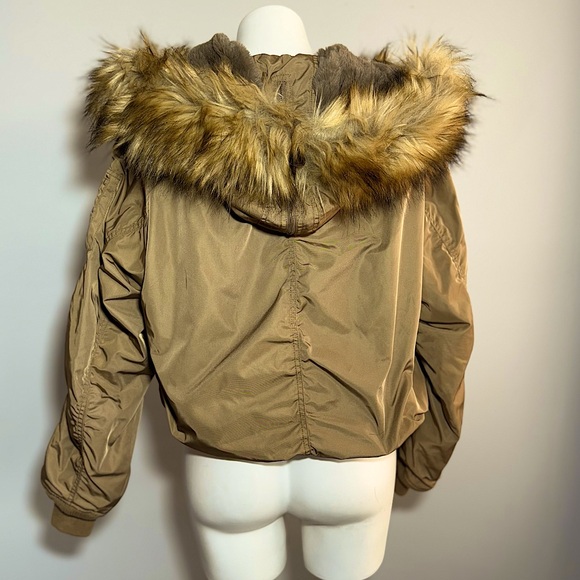 MOUSSY Faux Fur Hooded Bomber Jacket in Tan Size 1 Small Streetwear Warm Outdoor - Picture 6 of 16